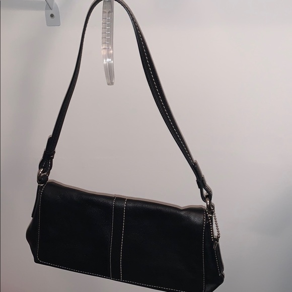 Authentic Vintage 90’s Coach Handbag - Picture 5 of 7